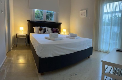Kanali House | Seas the Day