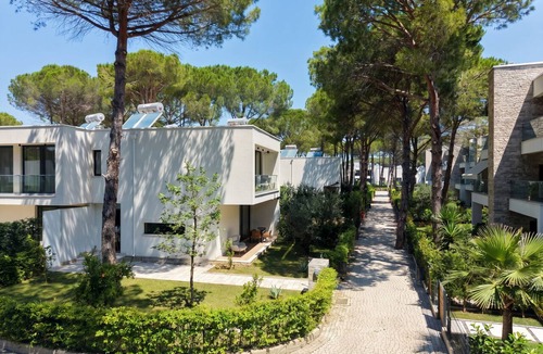 Ishem Villa | Seaside Premium Villa