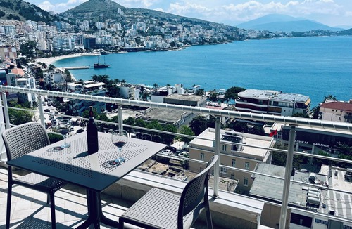 Qender Apartment | Seaside Serenity! Free Parking & Wifi/2bed, 2bath/Beautiful View