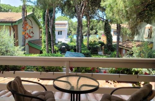 Golem Villa | Seaside Villa Calypto Garden for Family and Friends