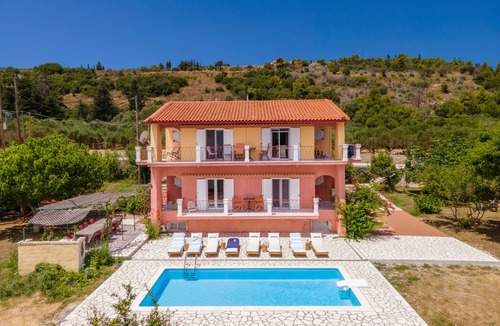 Paliki Villa | Seaside Villa Ostria 2 Bedroom Apartment