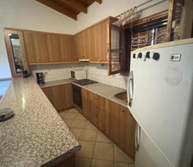 Loutraki Villa | Seasteps Garden Villa