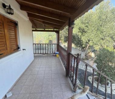 Loutraki Villa | Seasteps Garden Villa