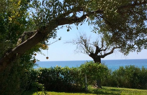 Mola Kalyva House | SeaStone BEACHFRONT House Chalkidiki