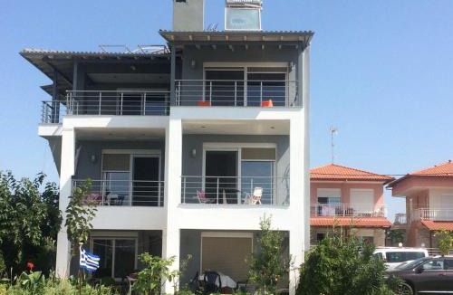 Paralia Dionysiou Apartment | See to Sea apartments