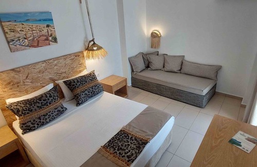 Elafonisos Hotel | Selinopetra Rooms