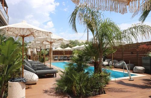 Nikiana Apartment | September15 Boutique Suites - Nikiana