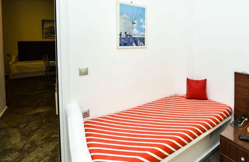 Livadi Apartment | Serifos budget friendly next to the beach for 4