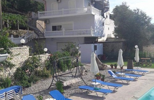 Himare Apartment | Sezar's - Niko & Mimoza Qesari