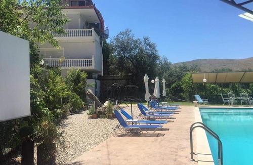 Himare Apartment | Sezar's - Niko & Mimoza Qesari