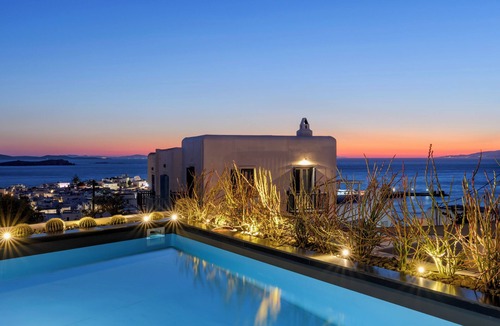 Mykonos Town Hotel | She Mykonos - The Residency