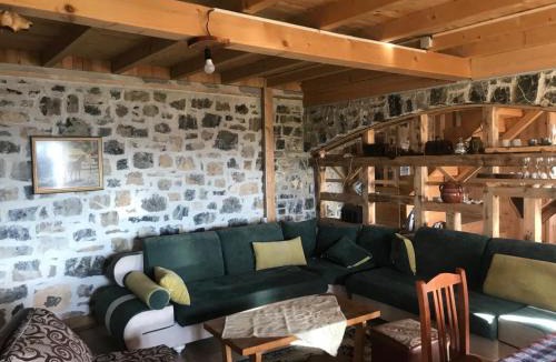 Kala e Dodes Ski Chalet | Shpia e Las Vol