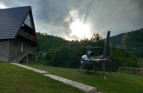 Shkoder County Resort | Shtepia e Shqiponjes