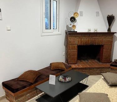 Korinthos Apartment | Sisyphys Kingdom