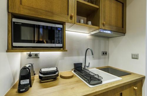 Skopelos Town Hotel | Skopelos Prime Central Stays