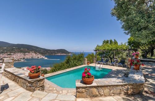 Skopelos Town Villa | Skopelos Villa Rentals