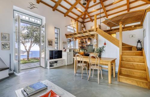 Skopelos Town Villa | Skopelos Villa Rentals