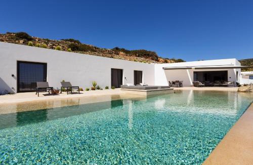 Paros Villa | Skylines Estate Paros