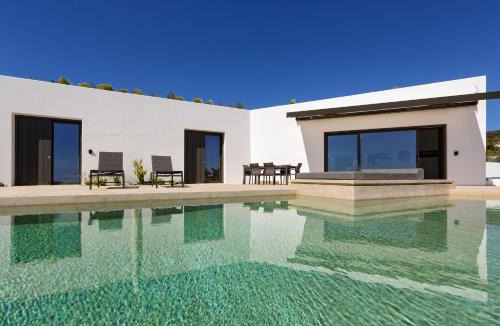 Paros Villa | Skylines Estate Paros