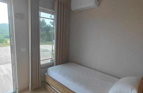 Ishem Apartment | Sol Apartments Gjiri Lalzi