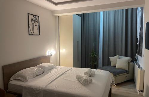 Blloku Apartment | Sol Heart of Tirana Blloku studio