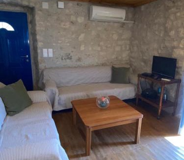 Katokhorion Apartment | Soldatos Stone House