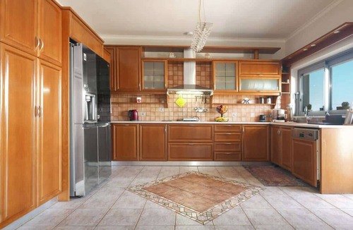 Katochori Apartment | Solena - Garden Escape with Views near Chania