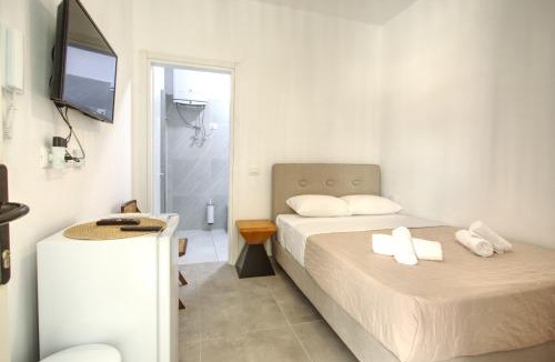Dhermi Hotel | Southern Nights