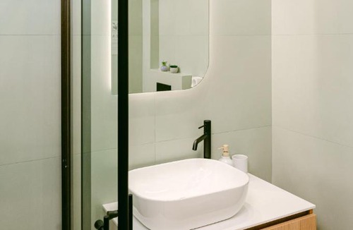Nea Smirni Apartment | Spacious 2bedroom house 1Gbps WiFi
