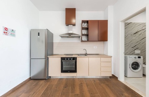 Qerek Apartment | Spacious apartment by the beach - Tulipani by PikHost