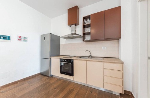 Qerek Apartment | Spacious apartment by the beach - Tulipani by PikHost