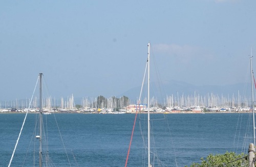 Preveza Apartment | Spacious apartment on the seafront with superb view