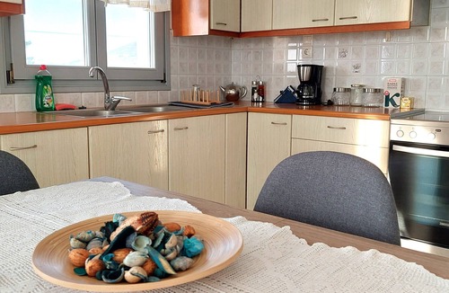 Paros Apartment | Spacious apartment with sea view