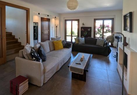 Akrata Villa | Spacious Family Villa with Outdoor Cinema & Sea View