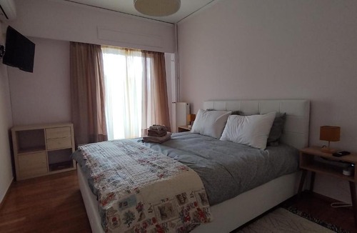 Khalandrion Apartment | Spacious flat ideal for families