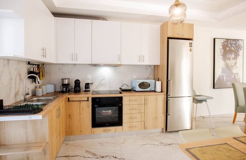 Gournai House | Spacious Gournes Home for 7 | 2.5 Baths