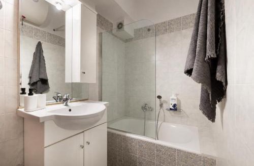 Sparta Apartment | Spartan Gem Apartment