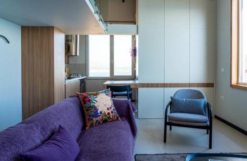 Elbasan Apartment | Spectacular Sea View, 21st Floor, Catamaran II
