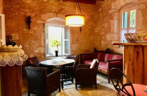 Gavalochori Villa | Spiti Athina
