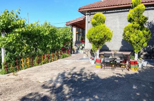 Sinje Apartment | Spring Village Home
