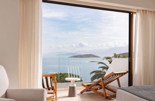 Agios Nikolaos Town Hotel | St. Nicolas Bay Resort Hotel & Villas