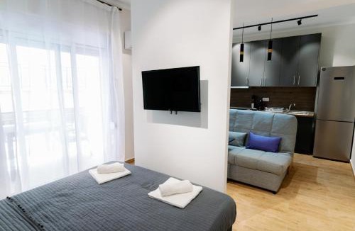 Alexandroupoli Apartment | Stamatina's Luxury Apartment (Little Suite)