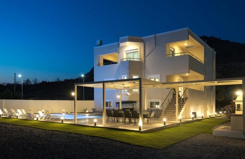 Kiotari Villa | Starlight Luxury Villa Retreat