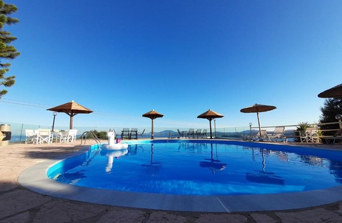Pirgi Apartment | Stefanosplace ApartHotel Sea View