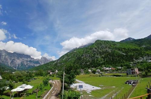 Theth House | Stilios guesthouse
