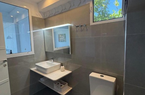 Qeparo House | Stone Build Rooms Qeparo