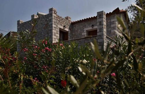 Lefktron Villa | Stone Luxury Villas