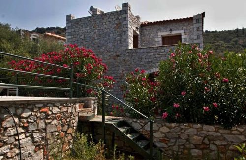Lefktron Villa | Stone Luxury Villas