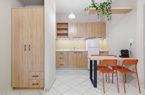 Sivota Apartment | Studio Apartment '5' with Shared Garden, Wi-Fi and Air Conditioning