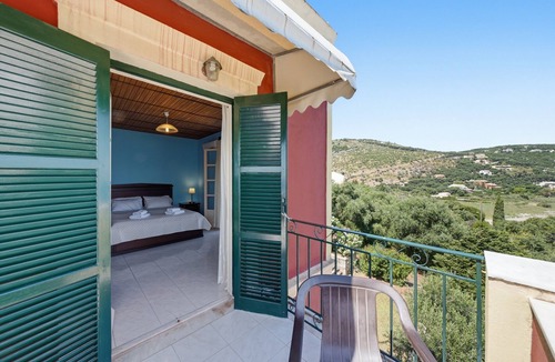 Apraos Apartment | Studio Apartment 'Apraos Bay Hotel 11' with Sea View, Wi-Fi and Air Conditioning